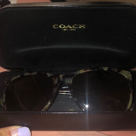 Coach Sunglasses - Picture 1 of 2